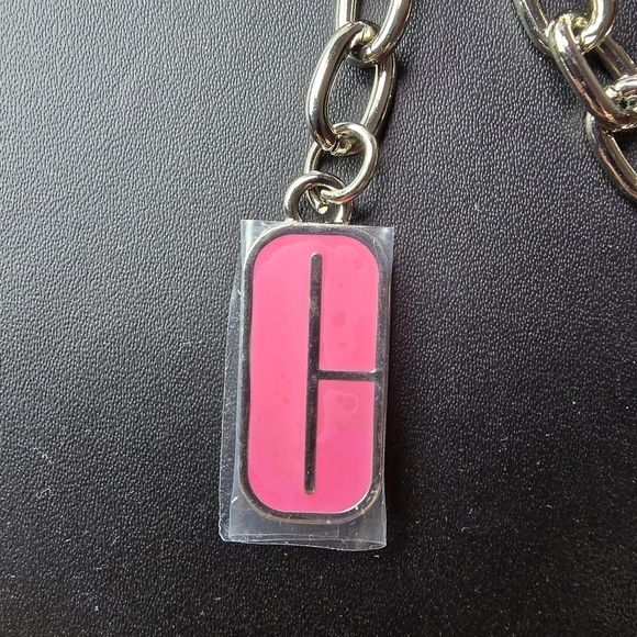 2/$20 Clinique BCRF‎ Pink Keychain - Picture 2 of 7